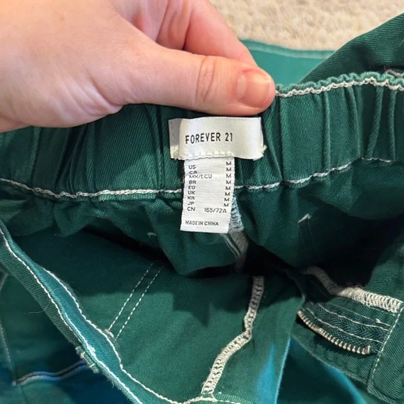 Forever 21 Women's Green Straight Leg Pants - Picture 3 of 5